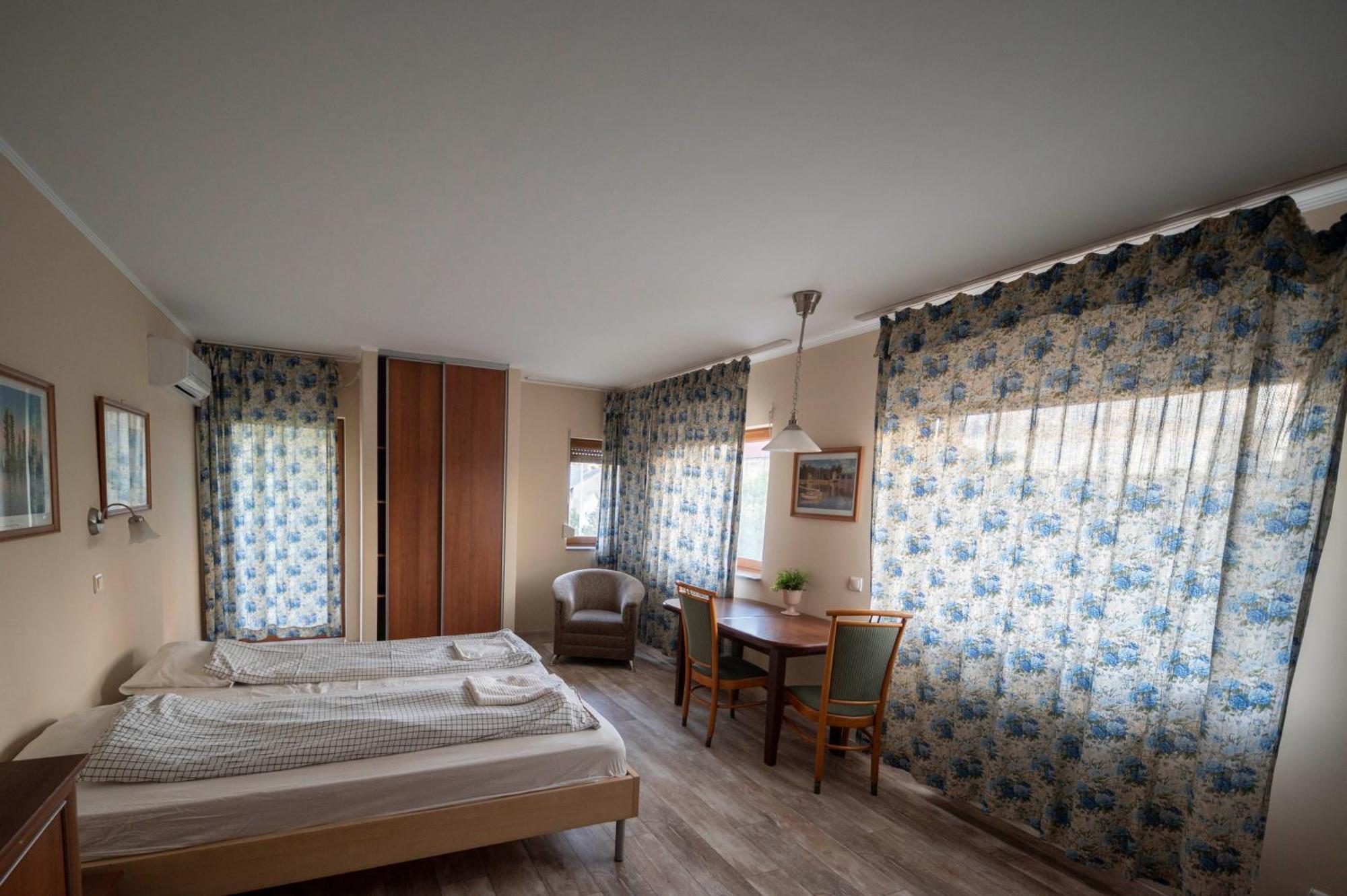 Carolina Apartman Budapeszt Zewnętrze zdjęcie